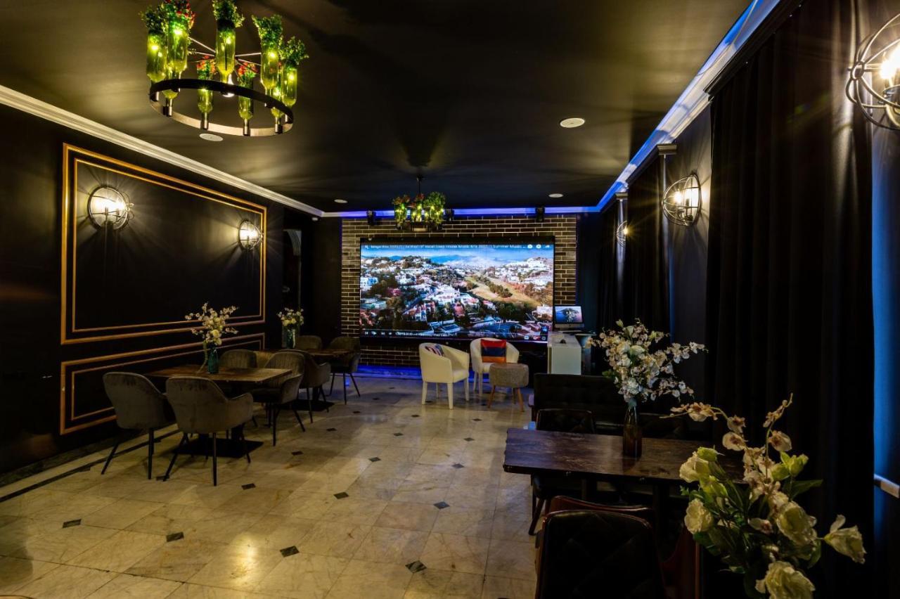 La Casa Hotel Yerevan Ngoại thất bức ảnh
